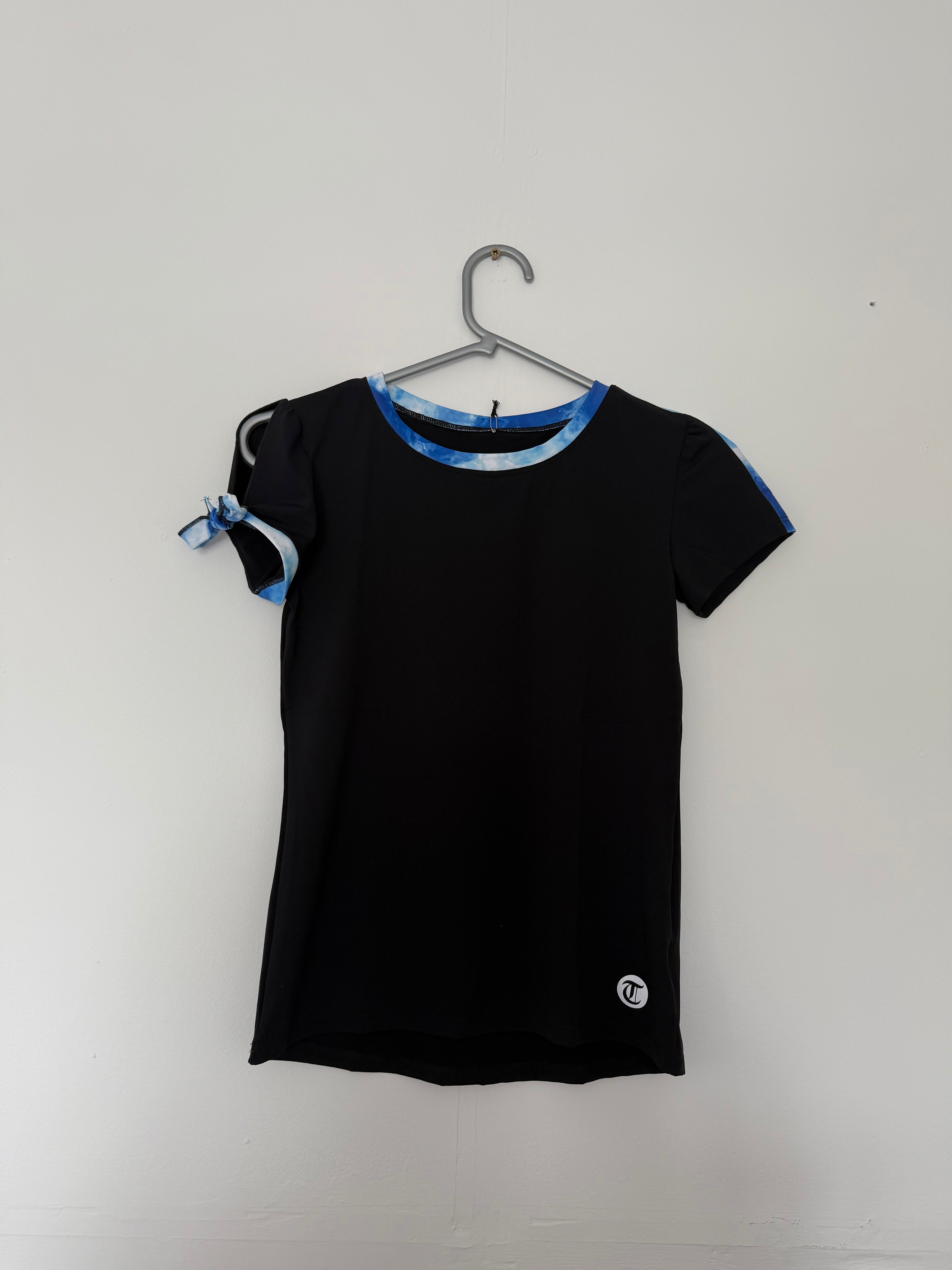 Thuono Performance T-shirt - Black Sky Blue