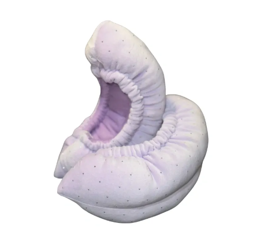 Fuzzy Soakers Fur Skate Blade Covers - Lavender Crystal - Accessories > Skate Guards and Soakies