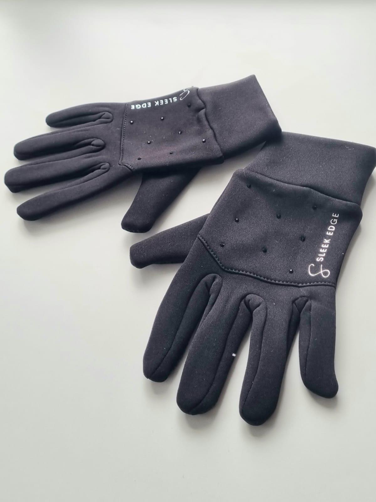 Skating Gloves by Sleek Edge