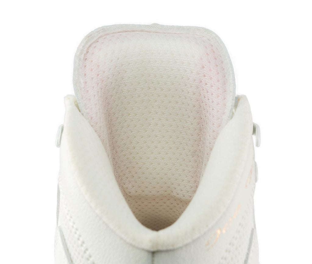 Edea Ice Fly Boot Only in Ivory. Junior Sizes 225 - 255