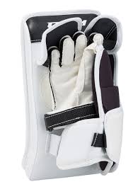 CCM YTFLEX 3 Goalie Blocker - Youth - Reg - Goalie Blockers