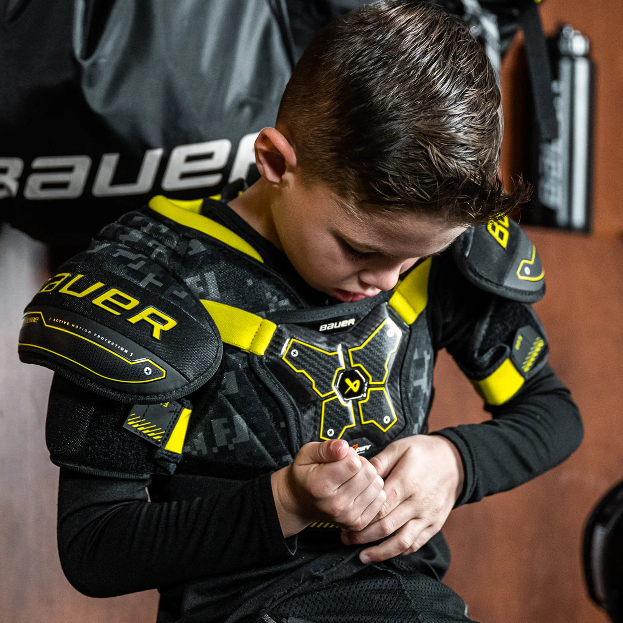 Bauer Supreme Mach Shoulder Pads - Youth