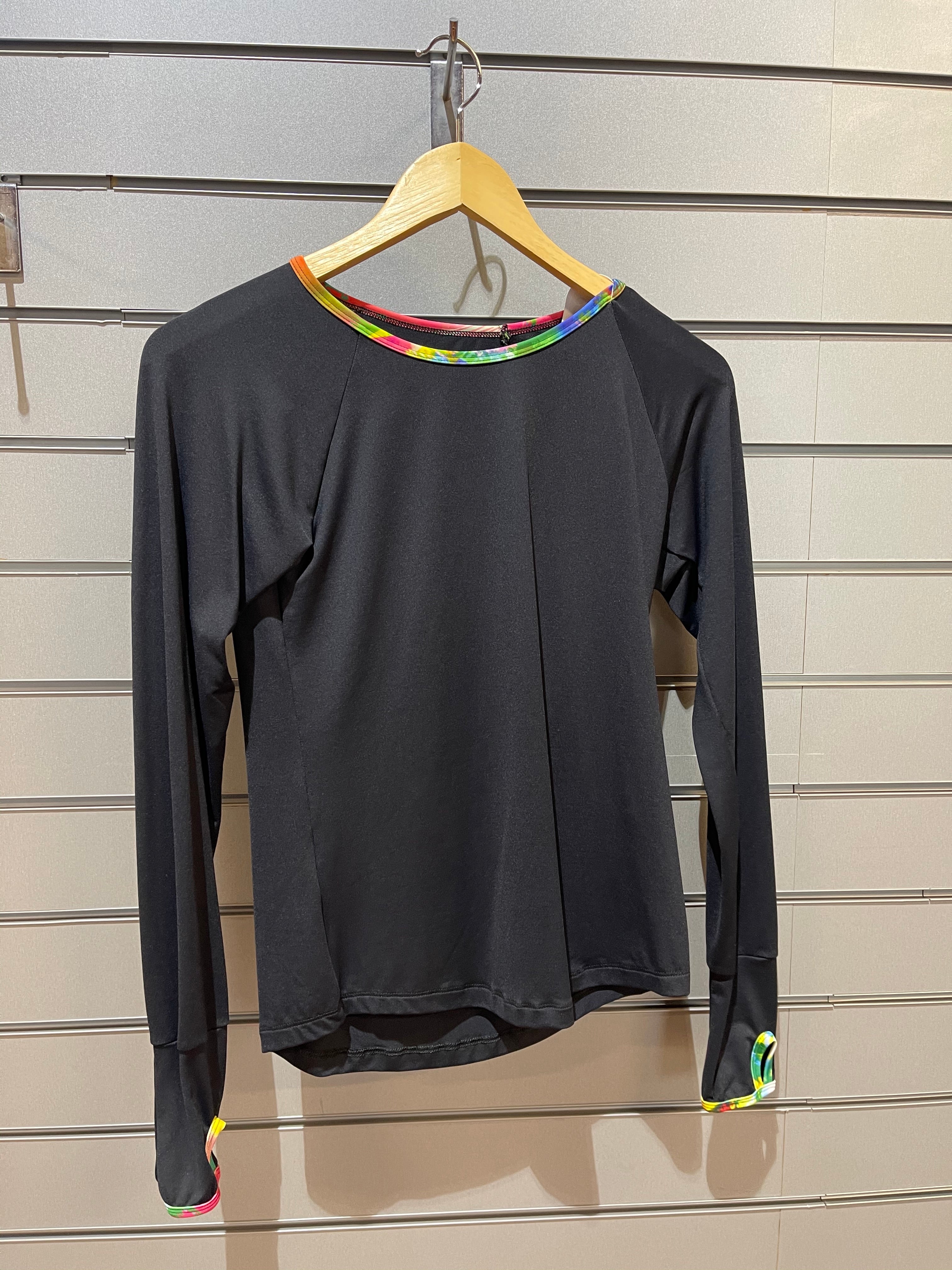 Long Sleeved Skating Top by Gees Active Size 34"
